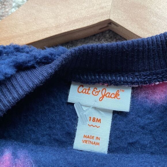 Cat & Jack 2 Piece Fleece Outfit/Set - Picture 3 of 9